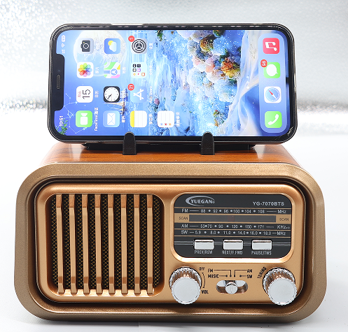 YG-7070/7071BTS Antique Bluetooth Solar Radio